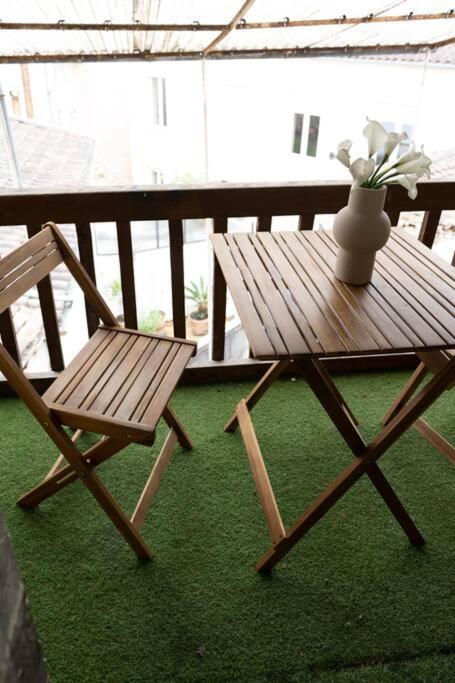 Magnifique T2 Avec Balcon Centre-Ville Cognac Exterior photo